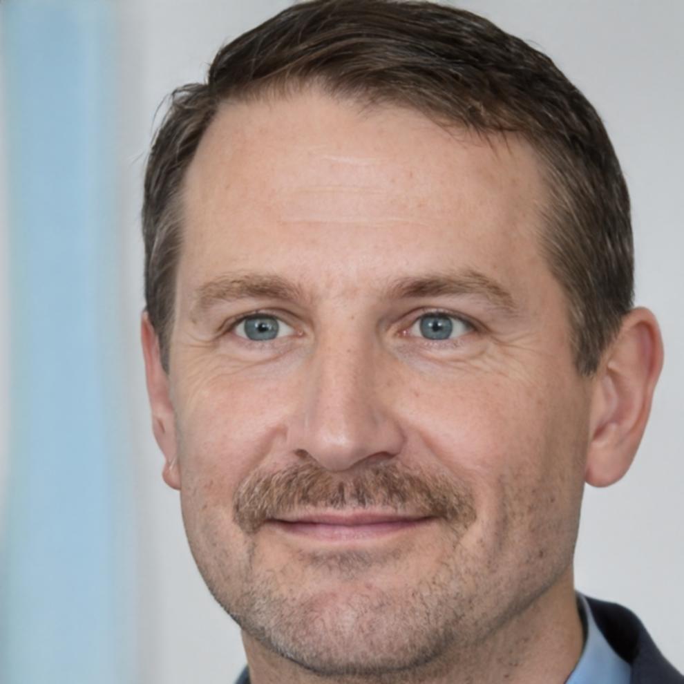 Expert économiste accompagnant les participants